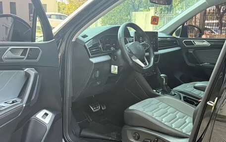 Volkswagen Tiguan II, 2021 год, 3 135 000 рублей, 9 фотография