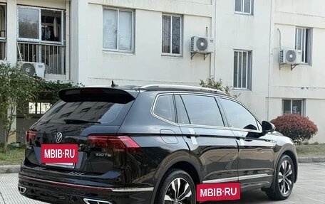 Volkswagen Tiguan II, 2021 год, 3 135 000 рублей, 8 фотография