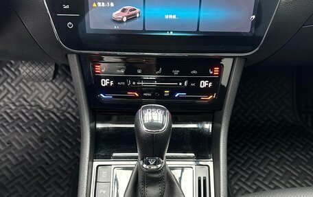 Skoda Superb III рестайлинг, 2022 год, 1 720 000 рублей, 14 фотография