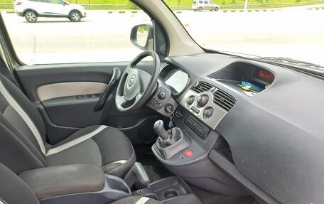 Renault Kangoo II рестайлинг, 2013 год, 900 000 рублей, 9 фотография