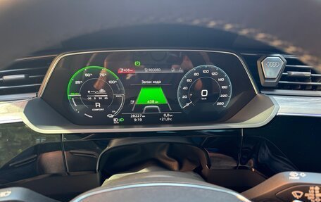 Audi e-tron I, 2021 год, 6 200 000 рублей, 14 фотография