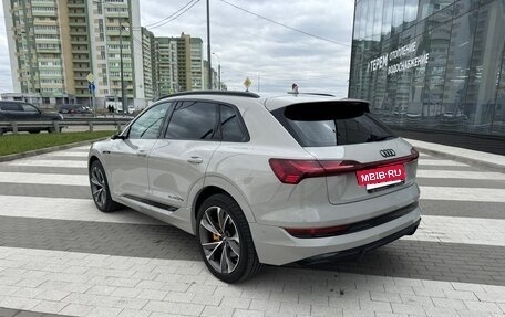 Audi e-tron I, 2021 год, 6 200 000 рублей, 7 фотография