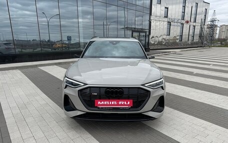 Audi e-tron I, 2021 год, 6 200 000 рублей, 2 фотография