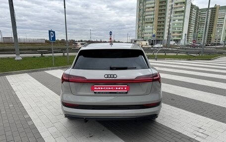 Audi e-tron I, 2021 год, 6 200 000 рублей, 6 фотография