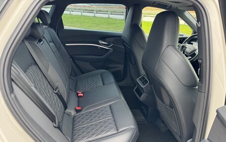 Audi e-tron I, 2021 год, 6 200 000 рублей, 19 фотография