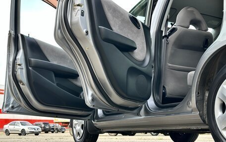 Honda Fit III, 2004 год, 599 000 рублей, 20 фотография