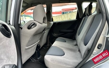 Honda Fit III, 2004 год, 599 000 рублей, 34 фотография
