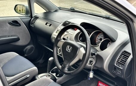 Honda Fit III, 2004 год, 599 000 рублей, 27 фотография