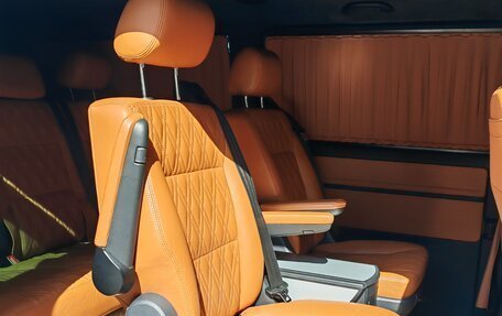 Volkswagen Multivan T6 рестайлинг, 2021 год, 8 750 000 рублей, 14 фотография