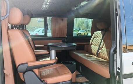 Volkswagen Multivan T6 рестайлинг, 2021 год, 8 750 000 рублей, 18 фотография