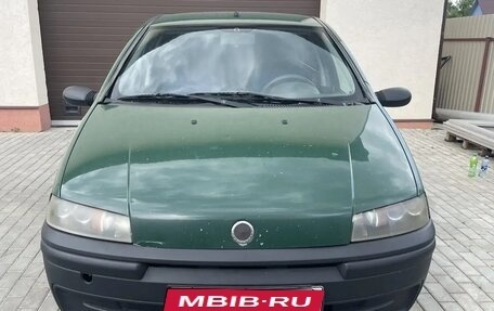 Fiat Punto III Punto Evo рестайлинг, 2002 год, 195 000 рублей, 1 фотография