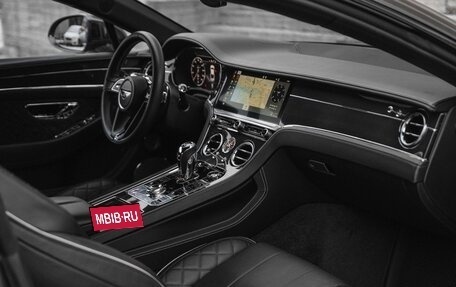 Bentley Continental GT III, 2018 год, 16 500 000 рублей, 13 фотография