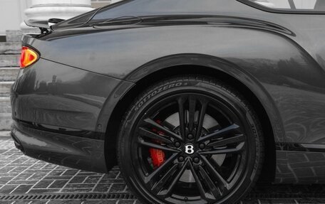 Bentley Continental GT III, 2018 год, 16 500 000 рублей, 25 фотография
