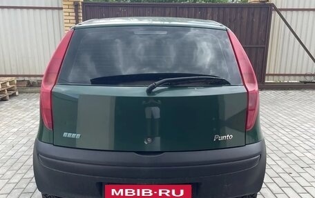 Fiat Punto III Punto Evo рестайлинг, 2002 год, 195 000 рублей, 4 фотография