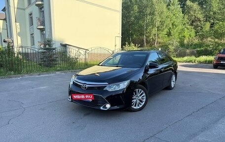 Toyota Camry, 2015 год, 1 750 000 рублей, 2 фотография