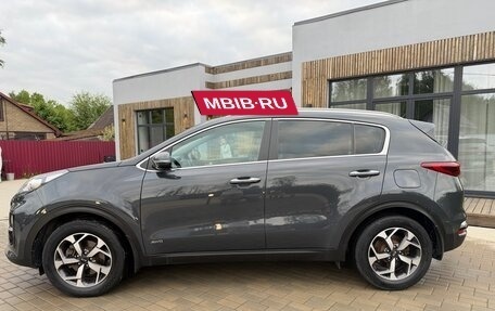 KIA Sportage IV рестайлинг, 2018 год, 2 099 000 рублей, 6 фотография