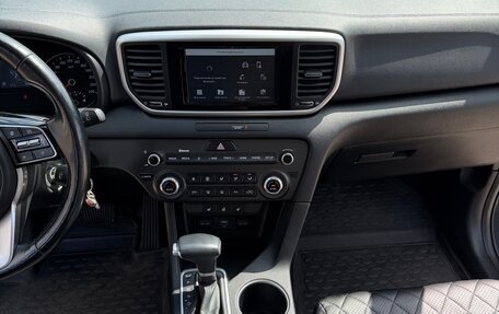 KIA Sportage IV рестайлинг, 2018 год, 2 099 000 рублей, 14 фотография