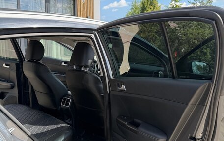 KIA Sportage IV рестайлинг, 2018 год, 2 099 000 рублей, 24 фотография