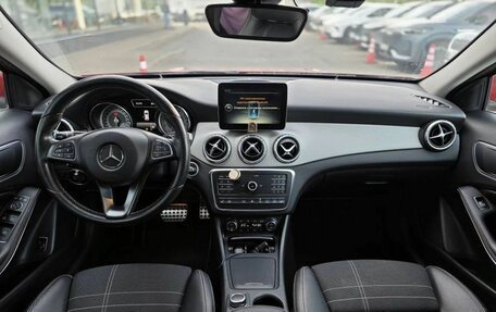Mercedes-Benz GLA, 2016 год, 1 595 000 рублей, 10 фотография