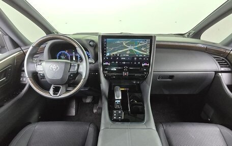 Toyota Alphard, 2024 год, 9 770 000 рублей, 5 фотография
