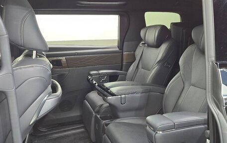Toyota Alphard, 2024 год, 9 770 000 рублей, 9 фотография