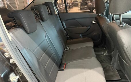 Renault Logan II, 2022 год, 1 099 000 рублей, 16 фотография