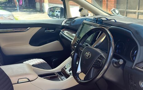 Toyota Vellfire II, 2020 год, 4 000 000 рублей, 1 фотография