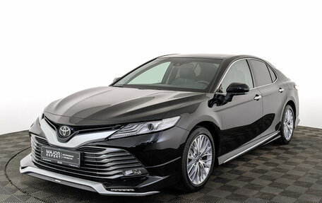 Toyota Camry, 2020 год, 3 410 000 рублей, 1 фотография
