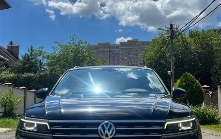 Volkswagen Tiguan II, 2017 год, 2 450 000 рублей, 18 фотография
