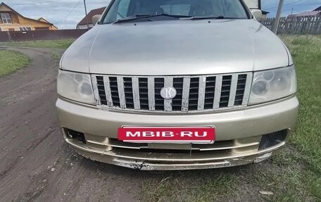 Nissan Bassara, 2001 год, 300 000 рублей, 3 фотография