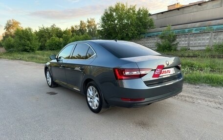 Skoda Superb III рестайлинг, 2017 год, 1 900 000 рублей, 10 фотография