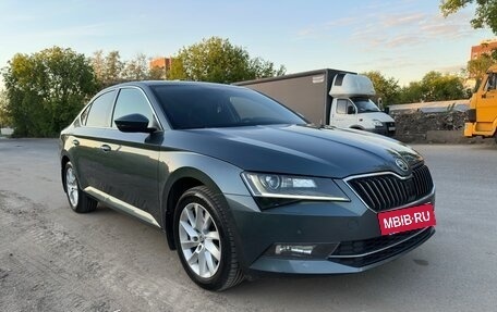 Skoda Superb III рестайлинг, 2017 год, 1 900 000 рублей, 2 фотография