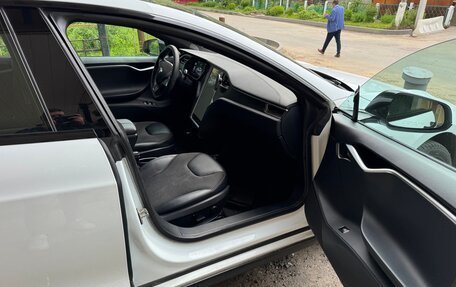 Tesla Model S I, 2014 год, 2 400 000 рублей, 9 фотография