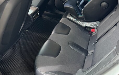 Tesla Model S I, 2014 год, 2 400 000 рублей, 12 фотография
