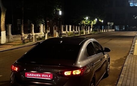 Hyundai Solaris II рестайлинг, 2021 год, 1 700 000 рублей, 7 фотография