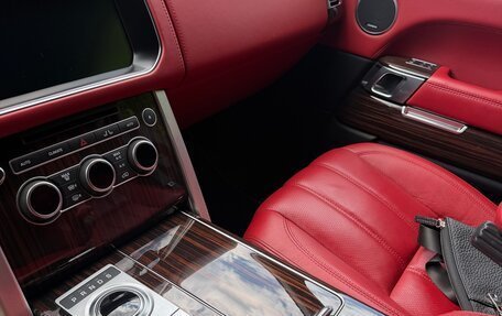 Land Rover Range Rover IV рестайлинг, 2017 год, 5 780 000 рублей, 11 фотография