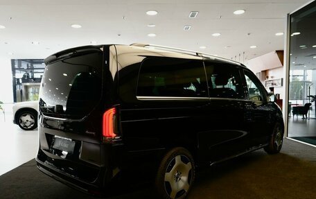 Mercedes-Benz V-Класс, 2026 год, 14 500 000 рублей, 4 фотография