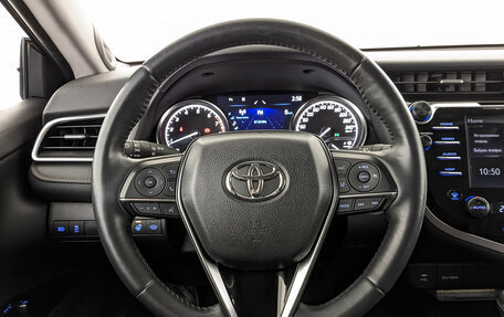 Toyota Camry, 2020 год, 3 410 000 рублей, 22 фотография