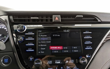 Toyota Camry, 2020 год, 3 410 000 рублей, 17 фотография