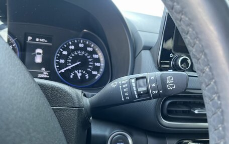 Hyundai Kona I, 2022 год, 2 125 000 рублей, 19 фотография