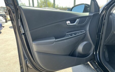 Hyundai Kona I, 2022 год, 2 125 000 рублей, 21 фотография