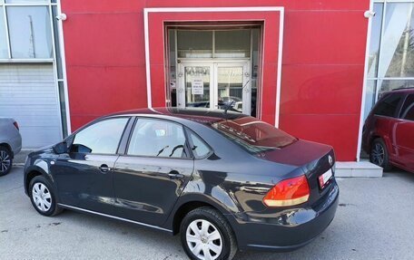 Volkswagen Polo VI (EU Market), 2013 год, 619 000 рублей, 2 фотография