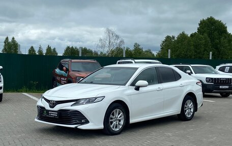 Toyota Camry, 2020 год, 2 800 000 рублей, 1 фотография