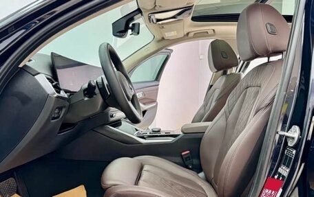 BMW 3 серия, 2023 год, 2 840 000 рублей, 11 фотография