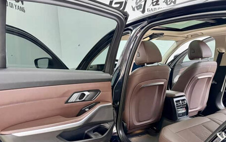 BMW 3 серия, 2023 год, 2 840 000 рублей, 16 фотография