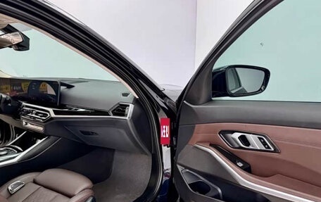 BMW 3 серия, 2023 год, 2 840 000 рублей, 20 фотография
