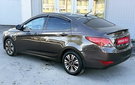 Hyundai Solaris II рестайлинг, 2015 год, 1 129 000 рублей, 5 фотография