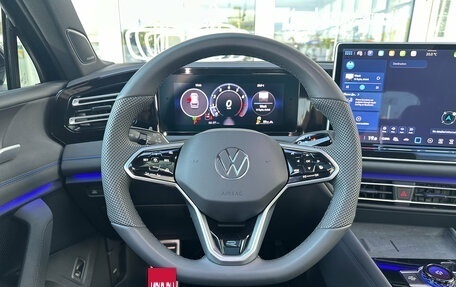 Volkswagen Tiguan, 2026 год, 4 890 000 рублей, 20 фотография