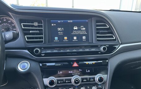 Hyundai Elantra VI рестайлинг, 2018 год, 1 499 000 рублей, 16 фотография