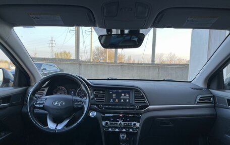 Hyundai Elantra VI рестайлинг, 2018 год, 1 499 000 рублей, 13 фотография